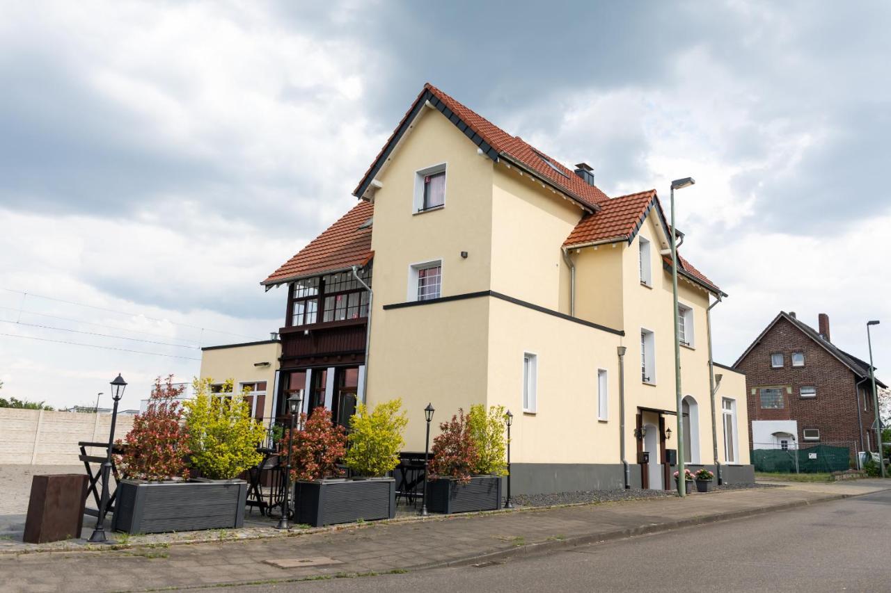 Pension Und Location Cham Meerbusch Exteriör bild